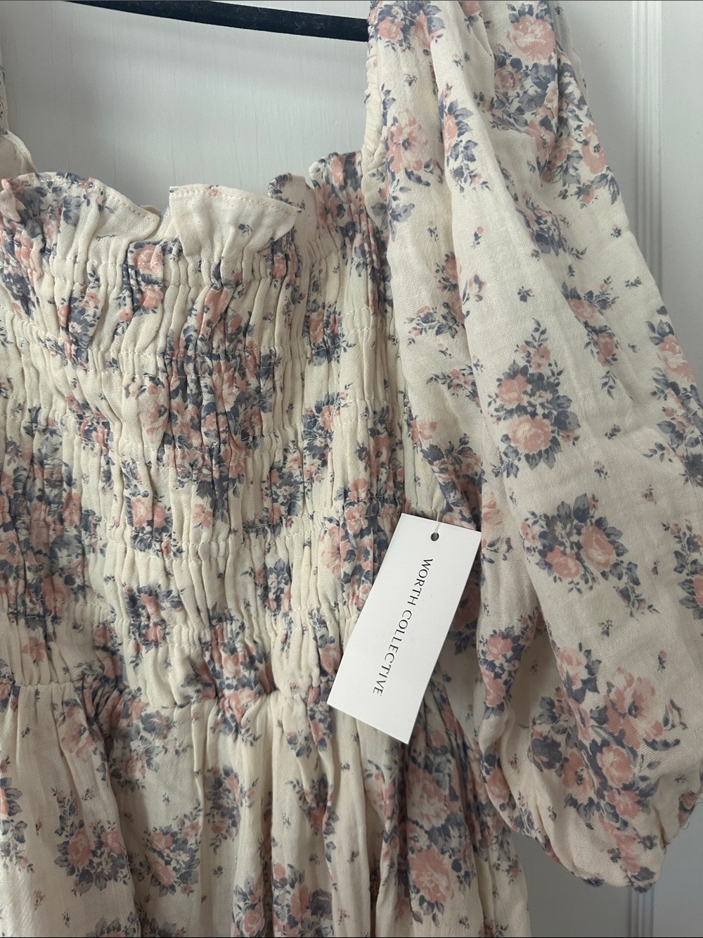 Floral Puff-Sleeve Maxi Dress in Cream and Pink - Picture 6 of 6